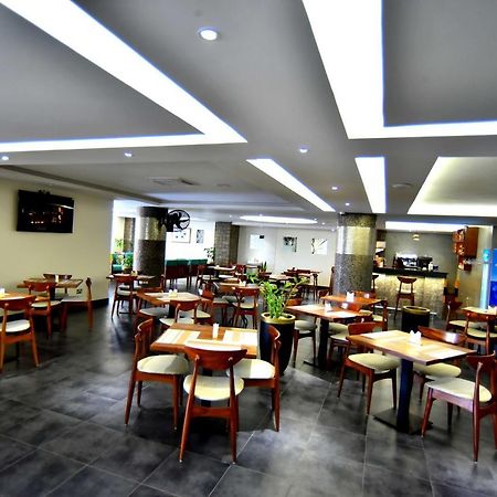 Victoria Mews Hotel كامبالا المظهر الخارجي الصورة