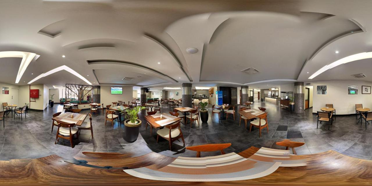 Victoria Mews Hotel كامبالا المظهر الخارجي الصورة